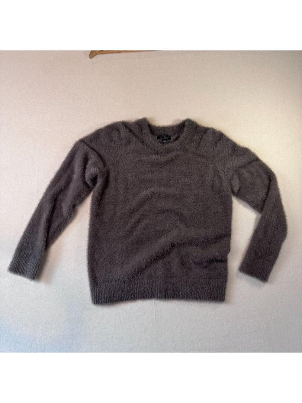 Lucky Brand M Fuzzy Eyelash Knit Sweater Gray Taupe Soft Cozy Crewneck